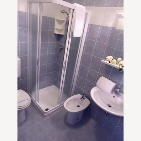 Poolside Serenity-beahost *